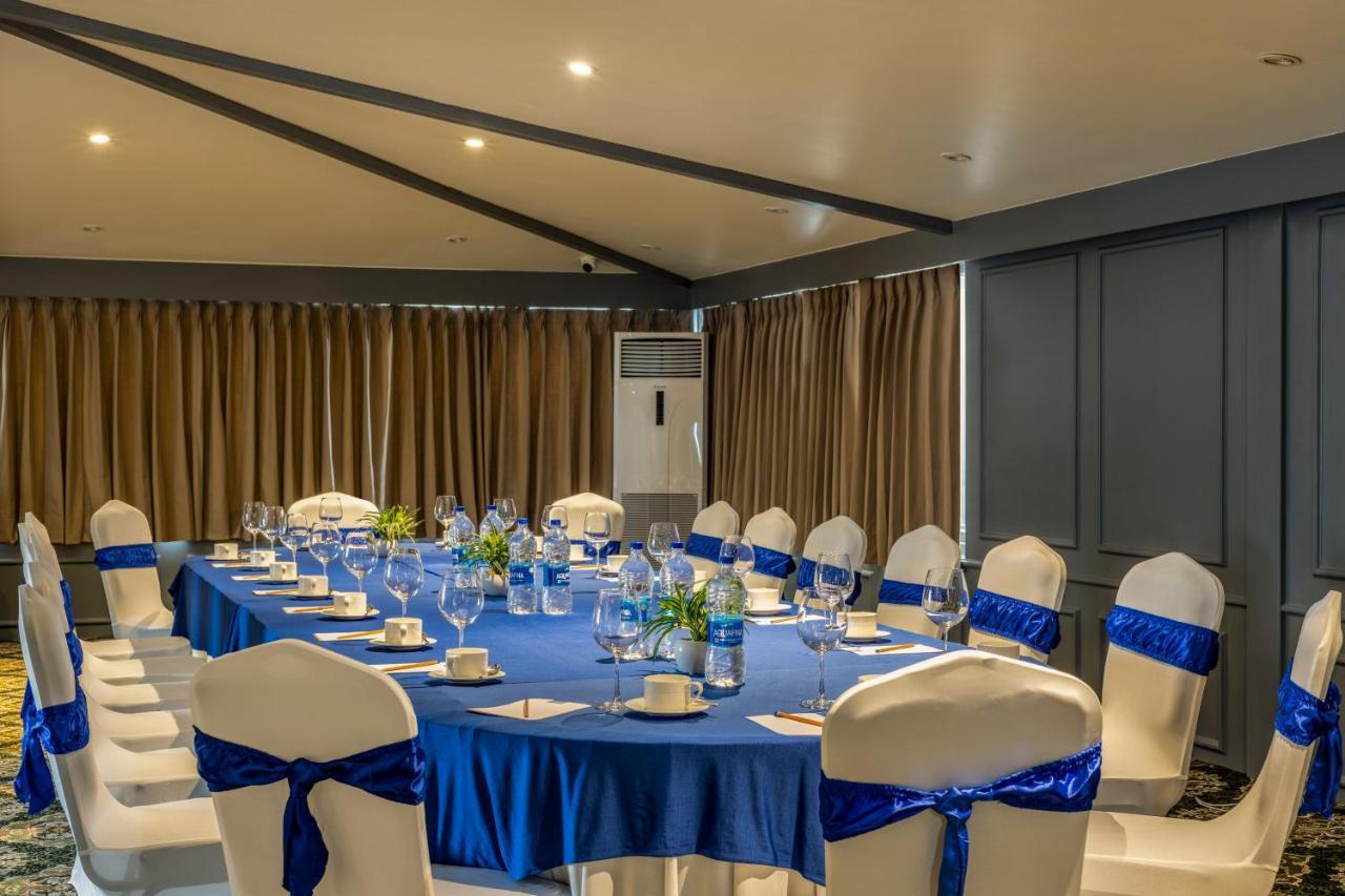 Sarovar Portico Srinagar 外观 照片