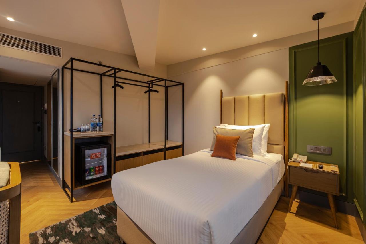 Sarovar Portico Srinagar 外观 照片